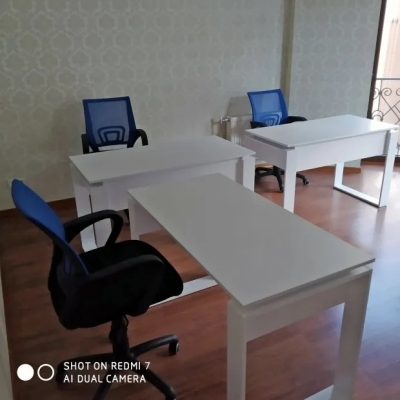 Стіл для офісу FLASHNIKA Еко - 2 (900мм x 600мм x 750мм)