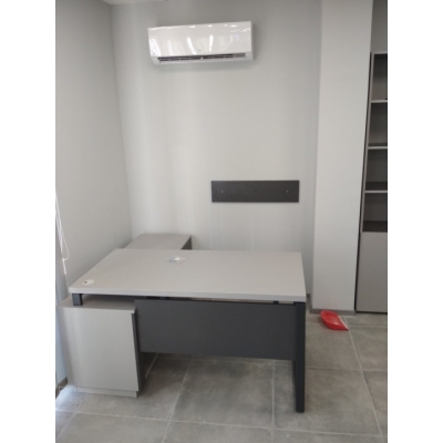Комплект офісних меблів (білий/чорний) індивідуальне замовлення №56 (0мм x 0мм x 0мм)