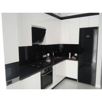 Кухня (білий/чорний) індивідуальне замовлення №100 (0мм x 0мм x 0мм)