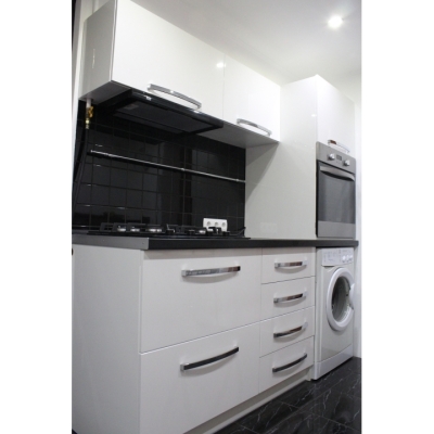 Кухня (білий/чорний) індивідуальне замовлення №186 (0мм x 0мм x 0мм)